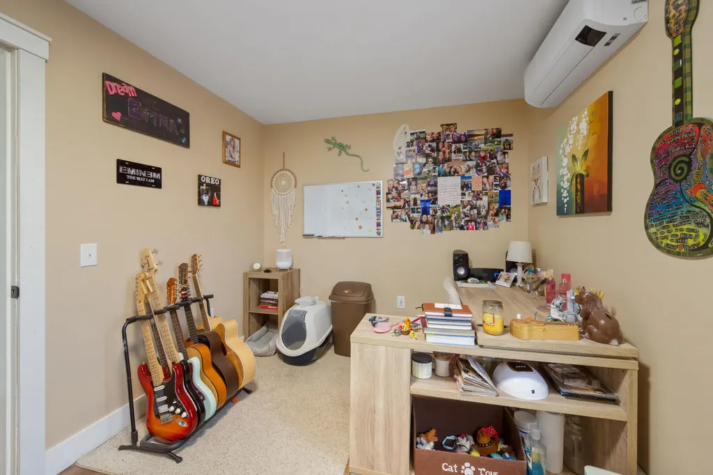 302 Canaan Road Hampden ME 04444