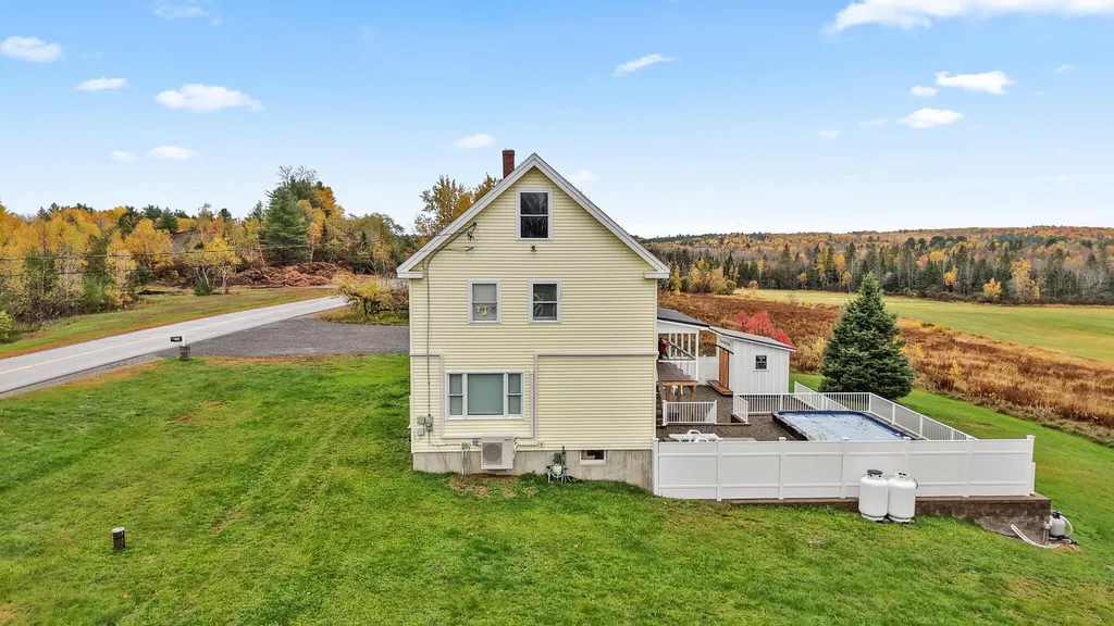 302 Canaan Road Hampden ME 04444