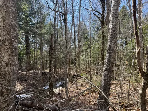 025-026 Between Goodrich N Mahoney Hil Bingham ME 04920
