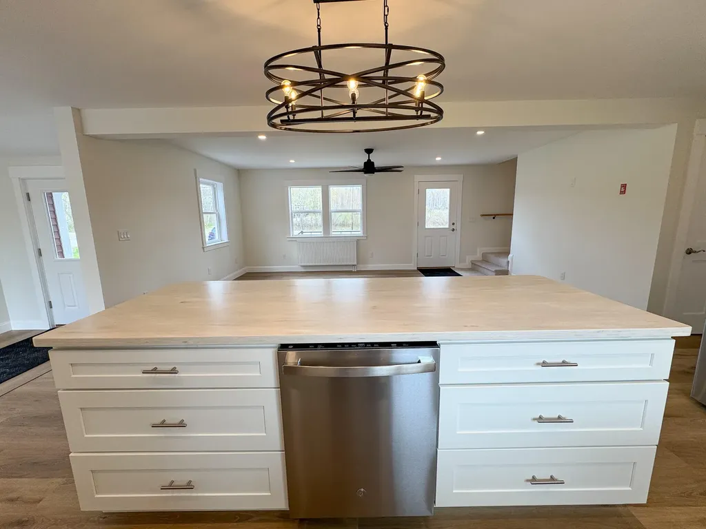 489 Enfield Road Lincoln ME 04457