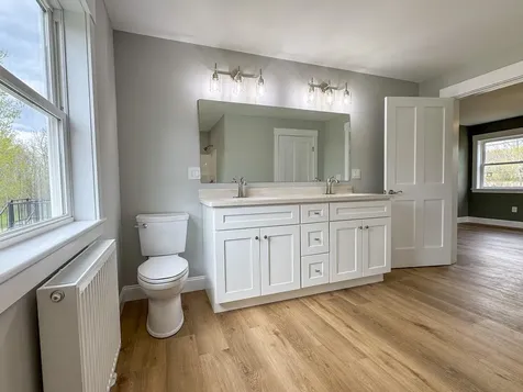 489 Enfield Road Lincoln ME 04457