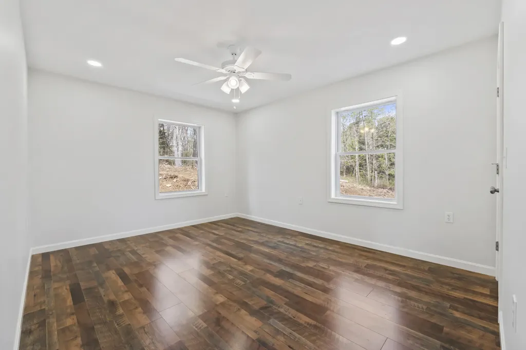 28 Orchard Street Gardiner ME 04345