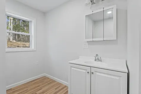 28 Orchard Street Gardiner ME 04345
