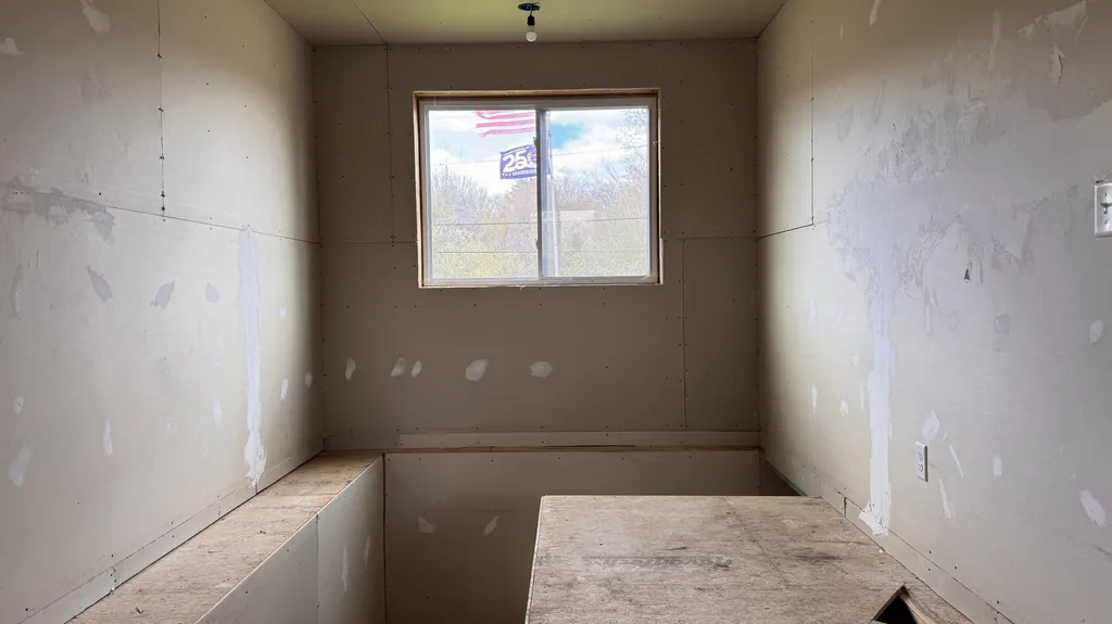 9 Old Cutts Road Kittery ME 03904
