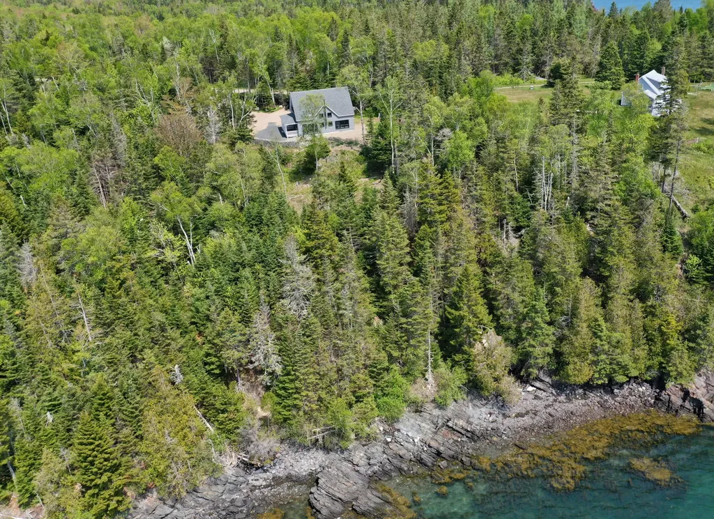 615 Garnet Head Road Pembroke ME 04666