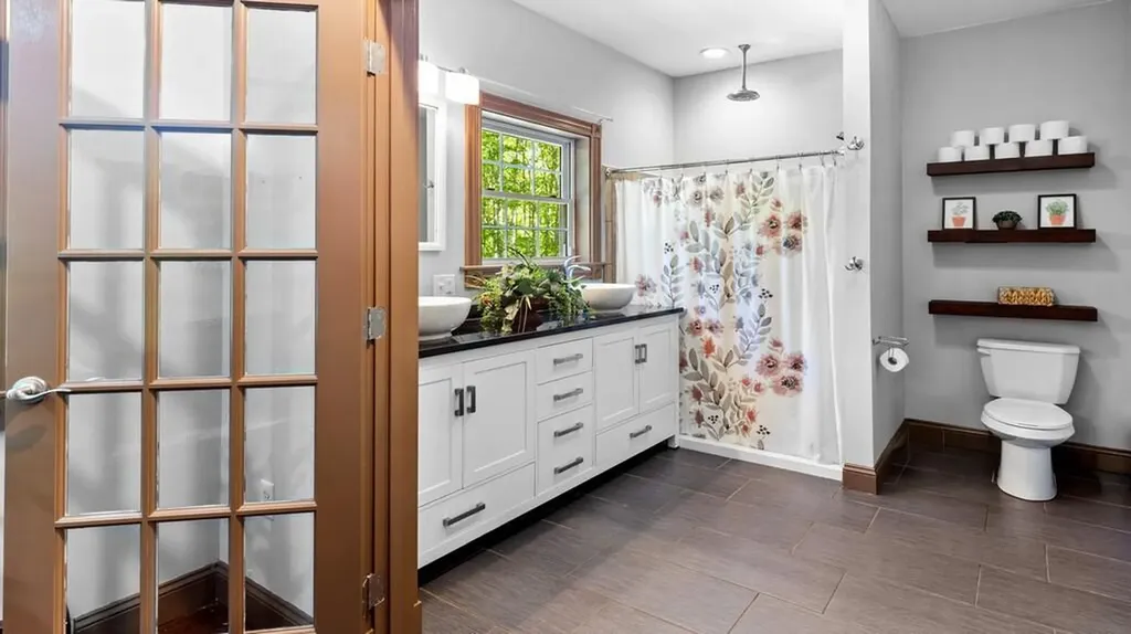 53 Oak Point Lane Greenbush ME 04418