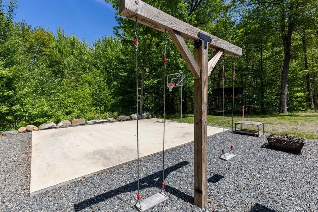 53 Oak Point Lane Greenbush ME 04418