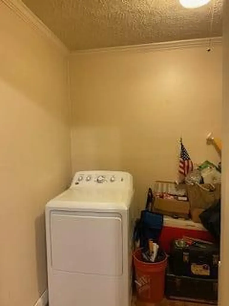 7 Shawmut Street Lewiston ME 04240