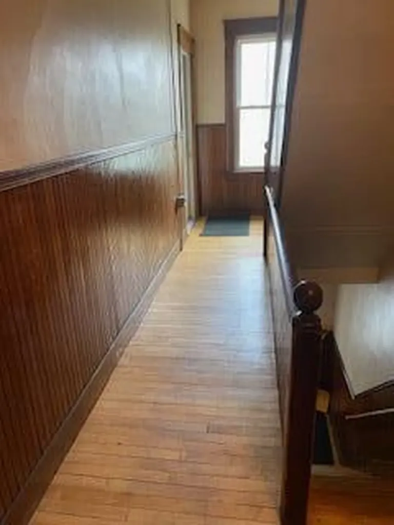 7 Shawmut Street Lewiston ME 04240