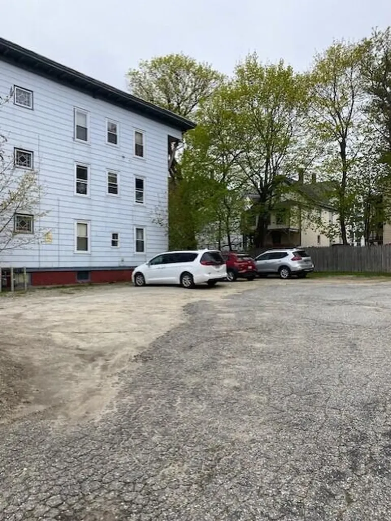 7 Shawmut Street Lewiston ME 04240