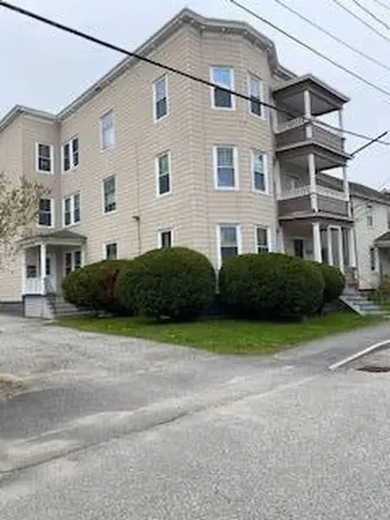 7 Shawmut Street Lewiston ME 04240