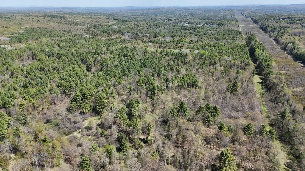 43 Sturbridge Lane Cumberland ME 04021