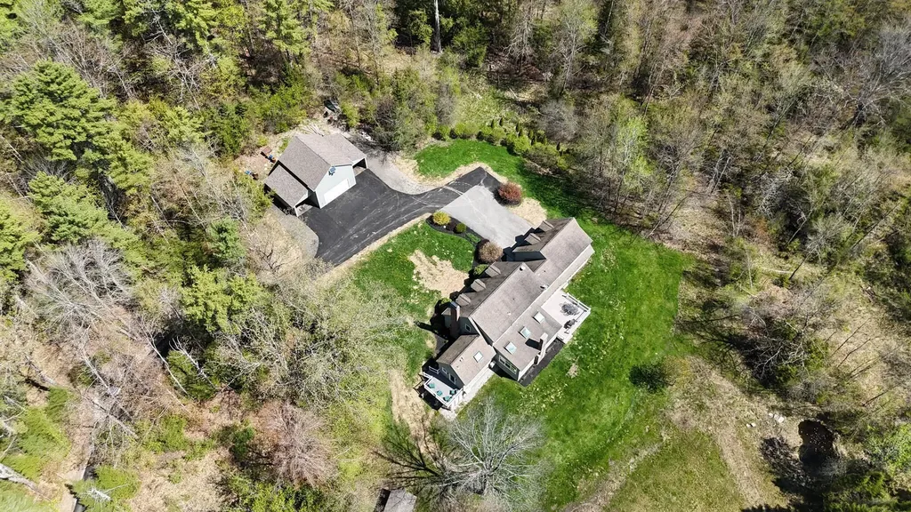 43 Sturbridge Lane Cumberland ME 04021