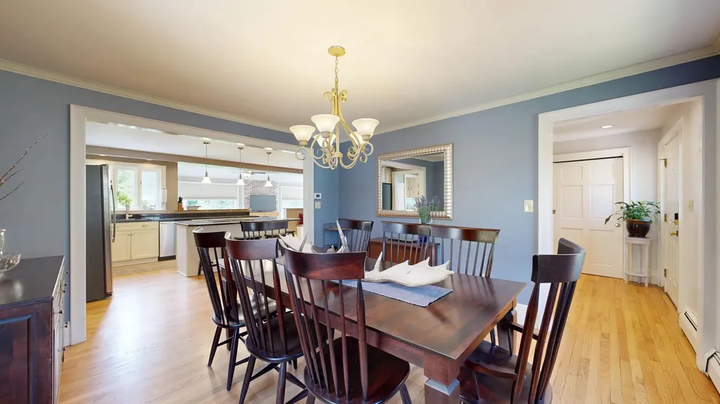 43 Sturbridge Lane Cumberland ME 04021