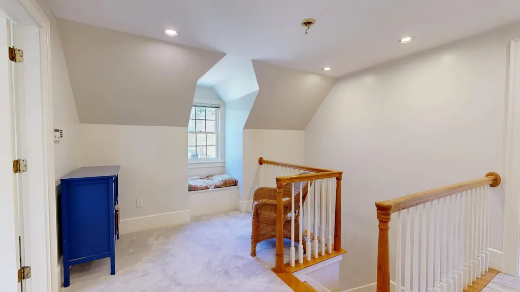 43 Sturbridge Lane Cumberland ME 04021
