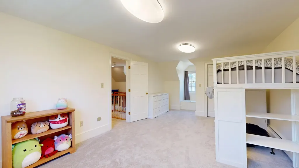43 Sturbridge Lane Cumberland ME 04021