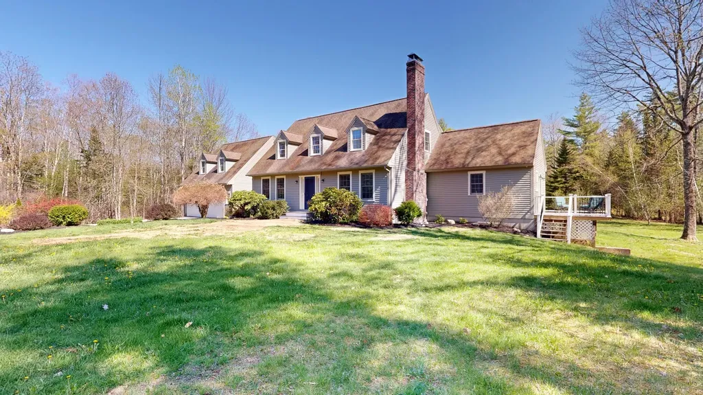 43 Sturbridge Lane Cumberland ME 04021