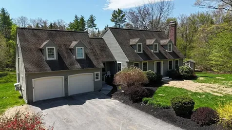 43 Sturbridge Lane Cumberland ME 04021
