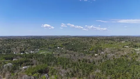 43 Sturbridge Lane Cumberland ME 04021