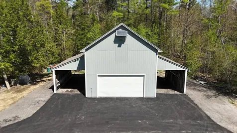 43 Sturbridge Lane Cumberland ME 04021
