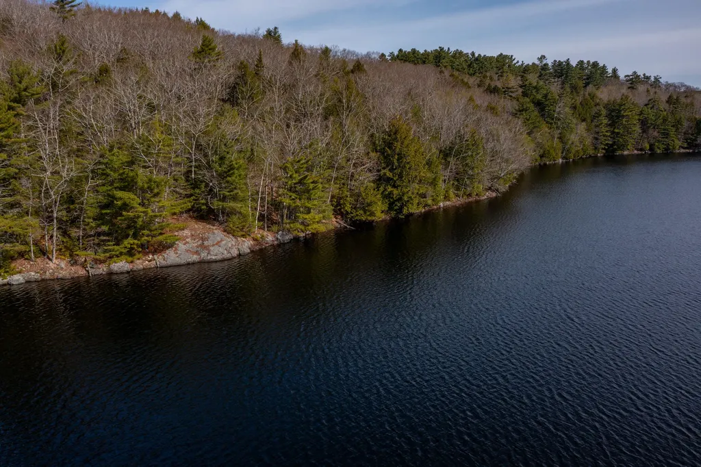 0 Long Pond Bucksport ME 04416