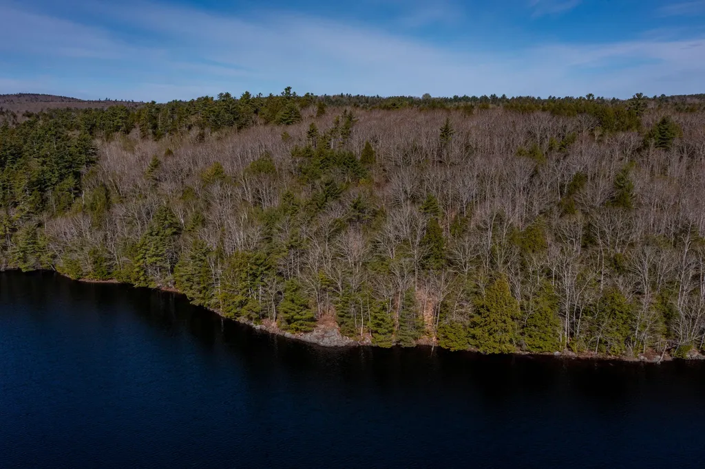 0 Long Pond Bucksport ME 04416