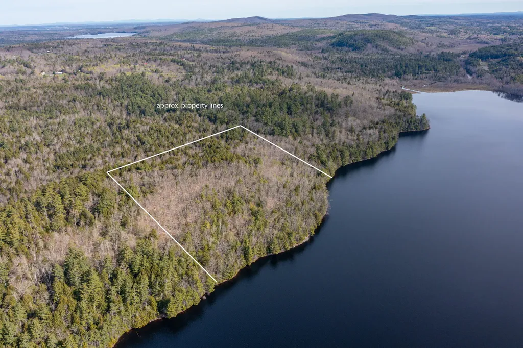 0 Long Pond Bucksport ME 04416