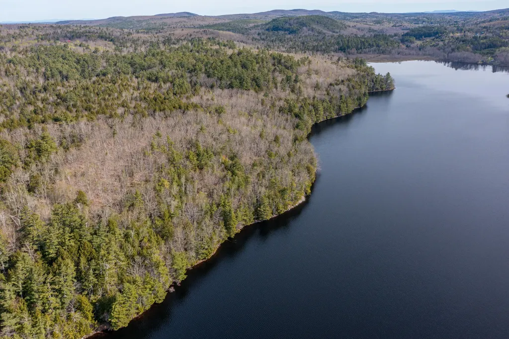 0 Long Pond Bucksport ME 04416