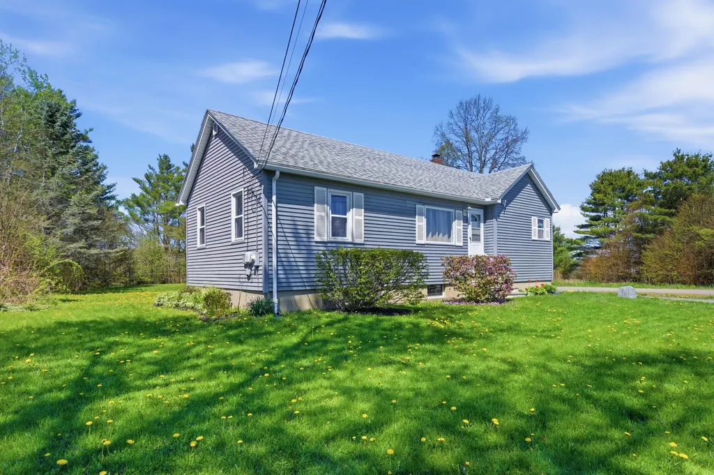 3 Bassett Road Winslow ME 04901