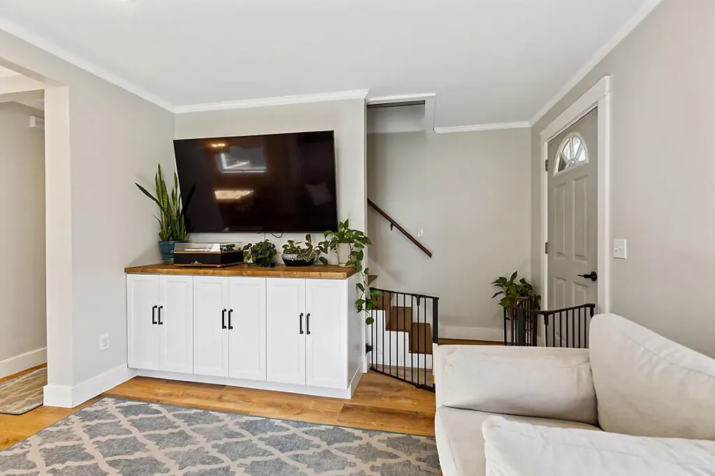 74 Newland Avenue Augusta ME 04330