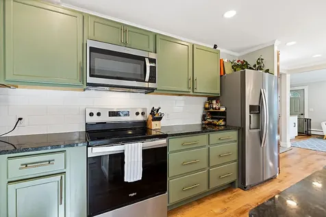74 Newland Avenue Augusta ME 04330