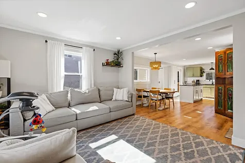 74 Newland Avenue Augusta ME 04330