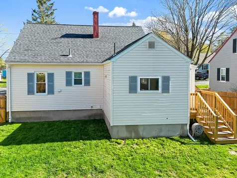 74 Newland Avenue Augusta ME 04330