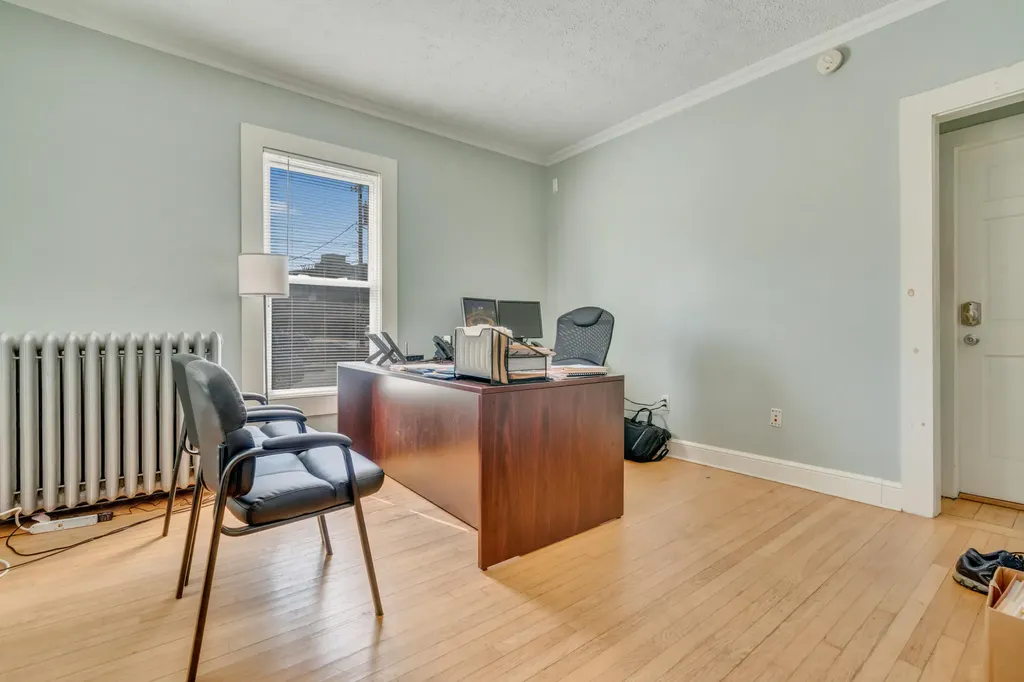 522-526 Washington Avenue Portland ME 04103