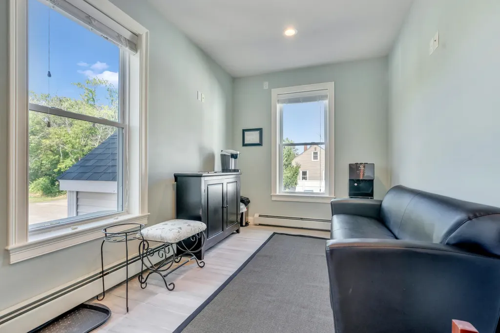 522 Washington Avenue Portland ME 04103