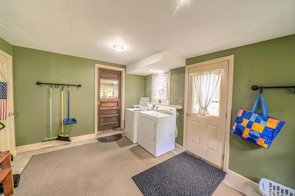 1374 Appleton Road Union ME 04862