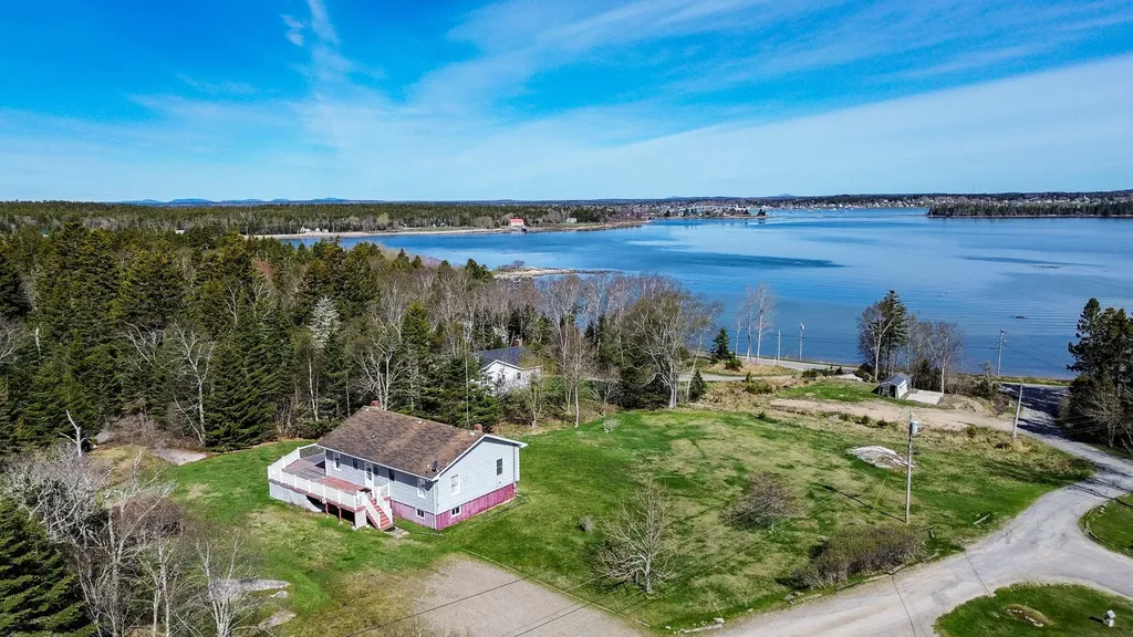 15 Birch Lane Beals ME 04611