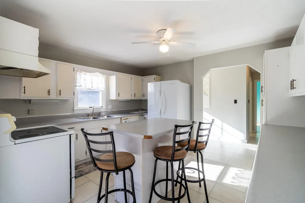 15 Birch Lane Beals ME 04611