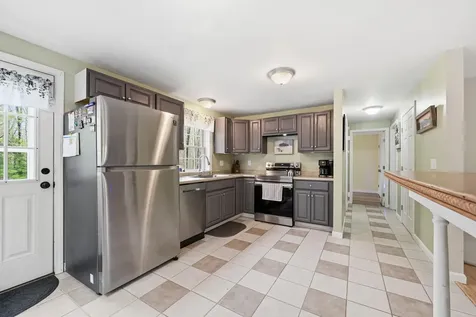14 Wipple Tree Lane Naples ME 04055