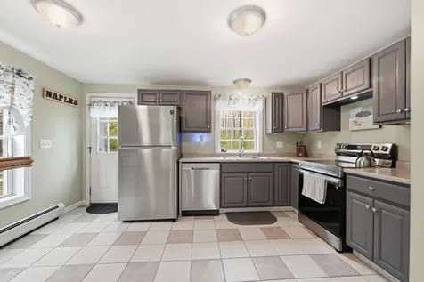14 Wipple Tree Lane Naples ME 04055