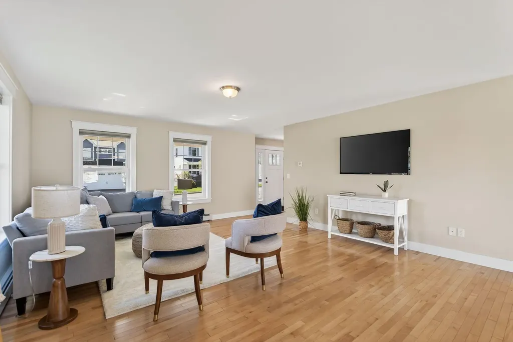 15 Nautical Drive Cumberland ME 04110