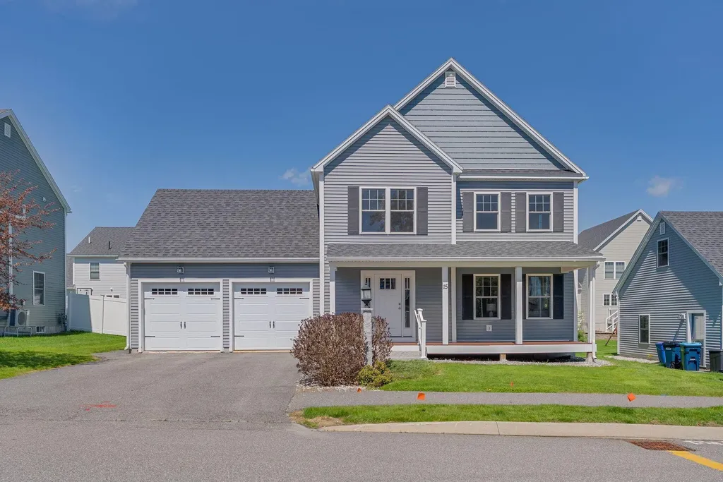15 Nautical Drive Cumberland ME 04110