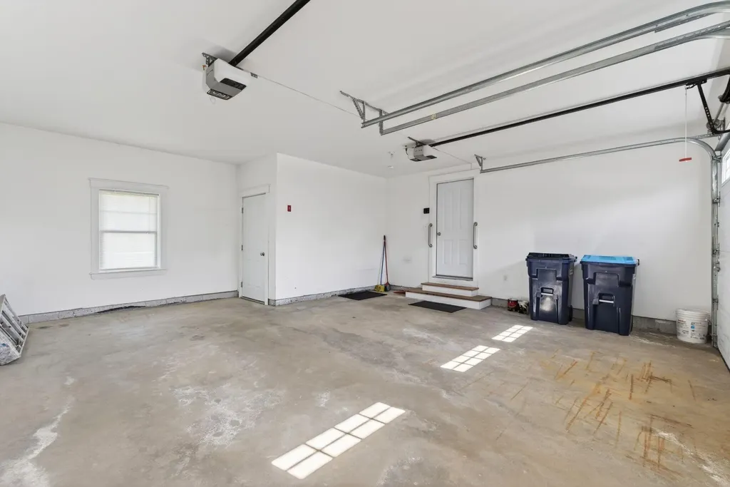 15 Nautical Drive Cumberland ME 04110