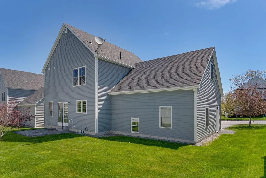 15 Nautical Drive Cumberland ME 04110