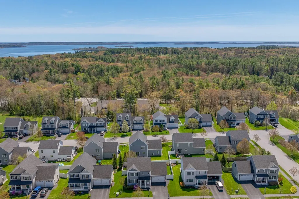 15 Nautical Drive Cumberland ME 04110
