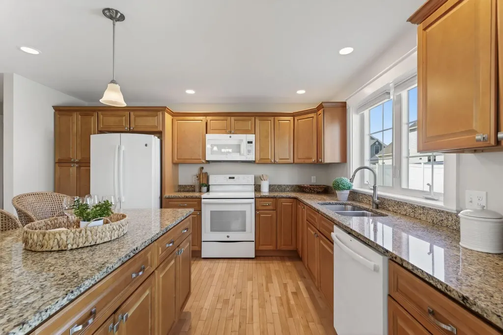 15 Nautical Drive Cumberland ME 04110