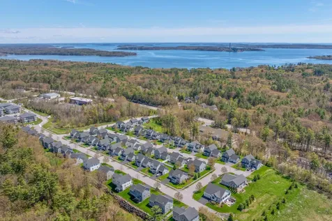 15 Nautical Drive Cumberland ME 04110