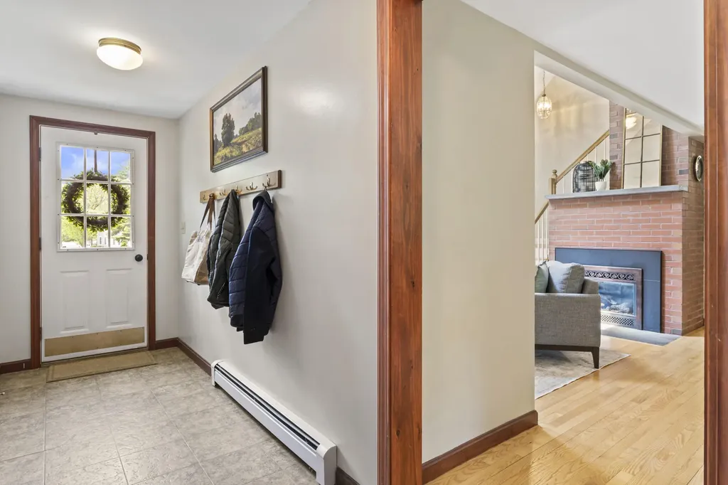 37 Shelby Lane South Portland ME 04106
