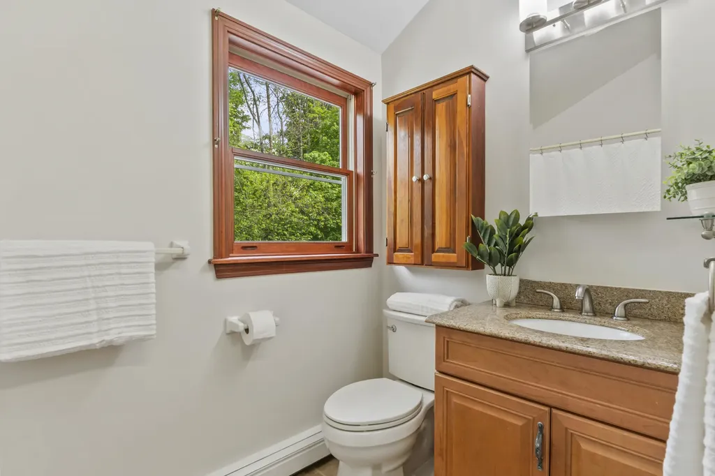 37 Shelby Lane South Portland ME 04106