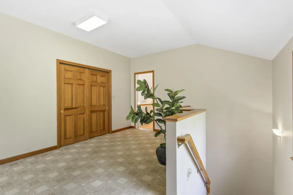 37 Shelby Lane South Portland ME 04106